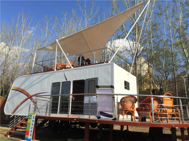 營(yíng)地輪式房箱