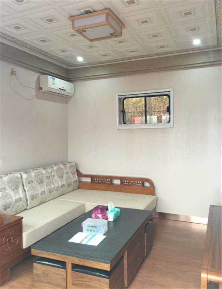 一體化機房室內(nèi)